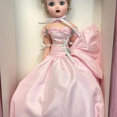 Madame Alexander Cissy Vixen #41110 227/240