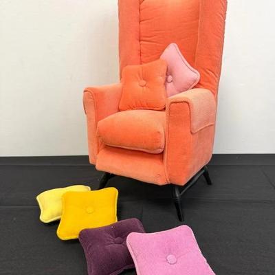 Madame Alexander￼ Chair And Cushions