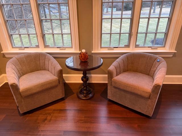 Sale Photo Thumbnail #10