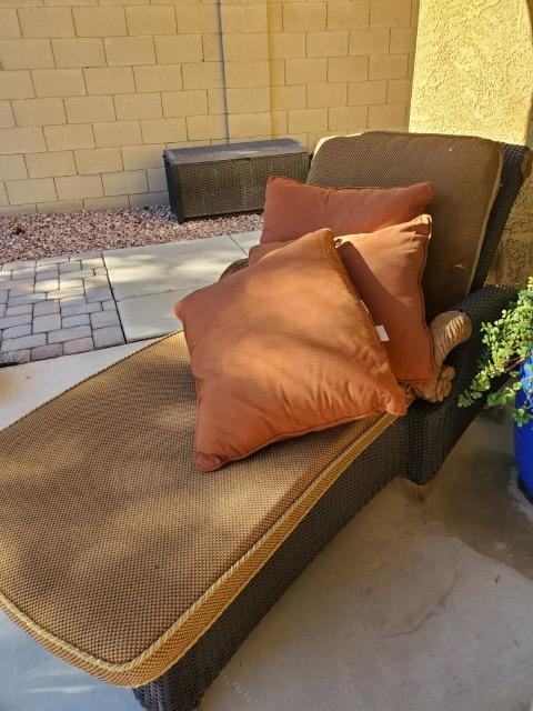 Sale Photo Thumbnail #107