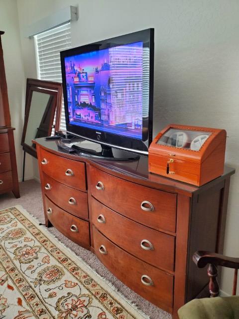 Sale Photo Thumbnail #32