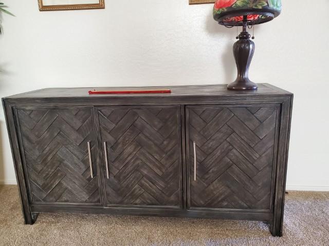 Sale Photo Thumbnail #50