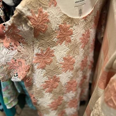 Sale Photo Thumbnail #198