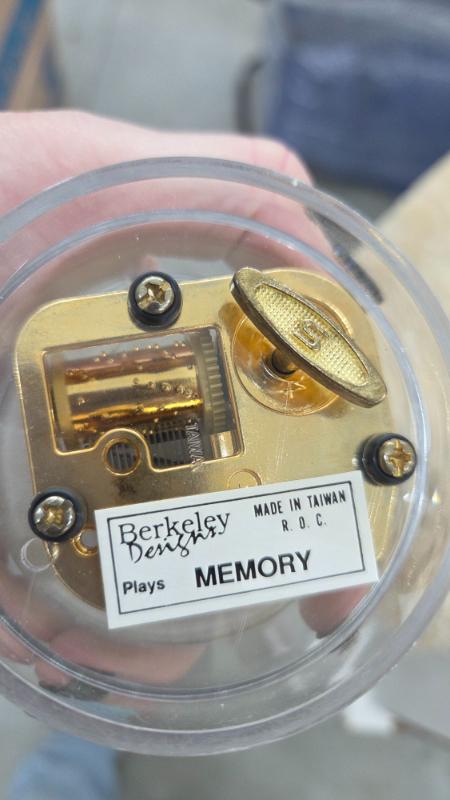 Sale Photo Thumbnail #167