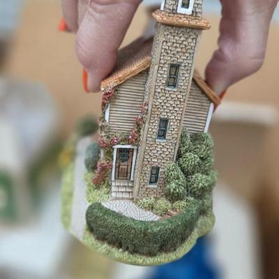 Sale Photo Thumbnail #82