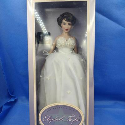 Sale Photo Thumbnail #90