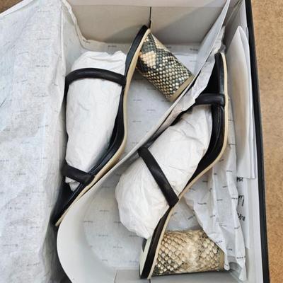 Sale Photo Thumbnail #101