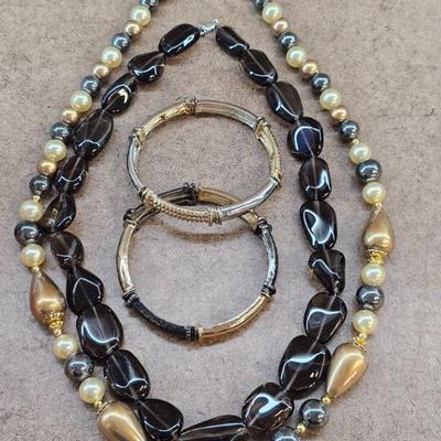 Sale Photo Thumbnail #70