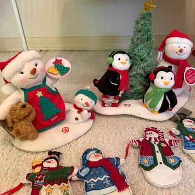Hallmark “Very Merry Trio” Animated Christmas Décor & Snowman Ornaments