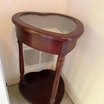 Vintage Wooden Heart-Shaped Side Table with Glass Lid & Storage 