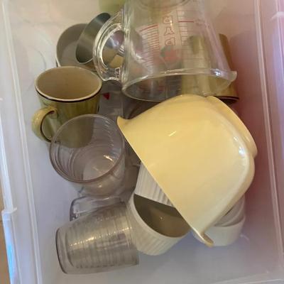 Mystery Lot of Assorted Kitchen Cups, Measuring Cups, and Small Serveware
