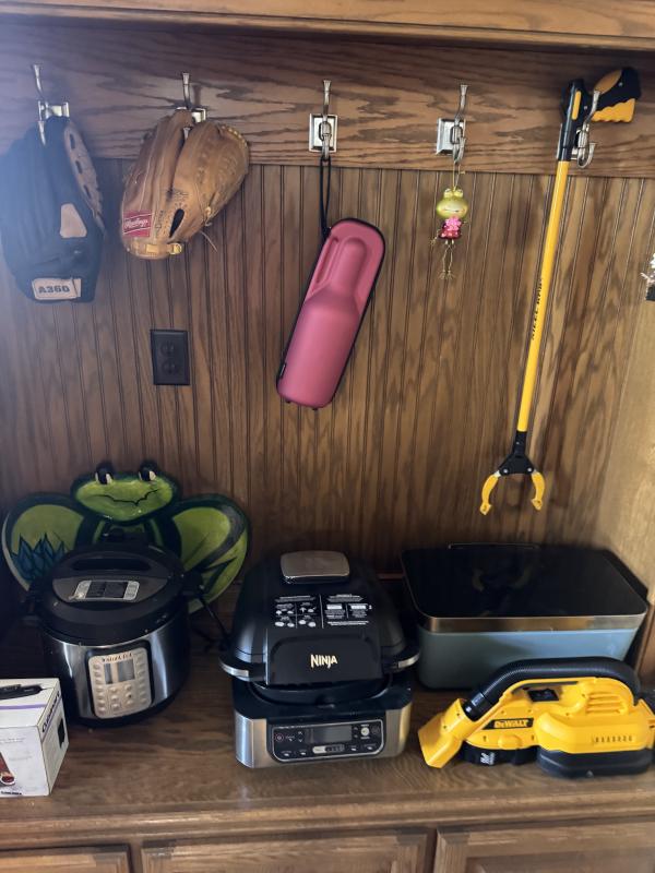 Sale Photo Thumbnail #126