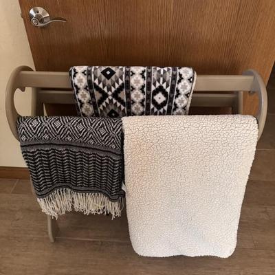 Sale Photo Thumbnail #56