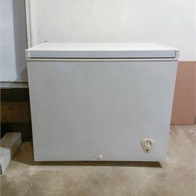 Crosley Chest Freezer.jpg