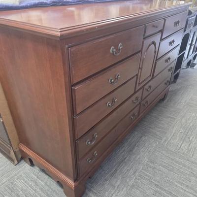 Sale Photo Thumbnail #116