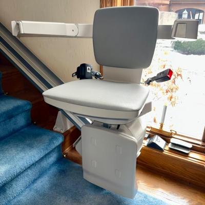 Sale Photo Thumbnail #189