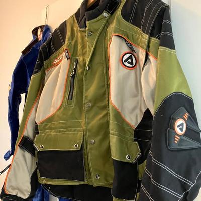 Sale Photo Thumbnail #3