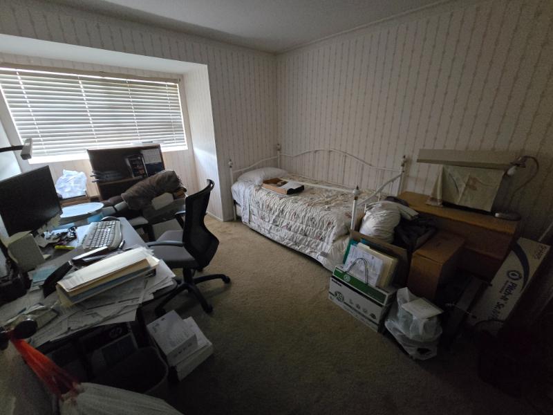 Sale Photo Thumbnail #15