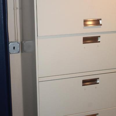 Sale Photo Thumbnail #158