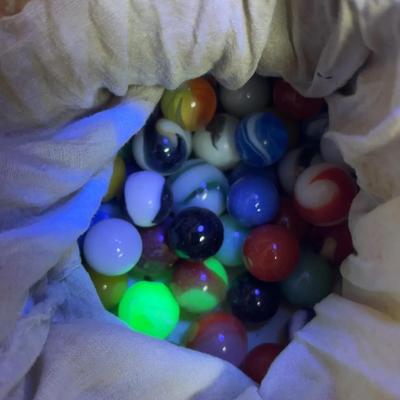 Sack Of Beautiful Vintage Marbles! Solid Colors And Swirls. Includes 2 Made Of Uranium Glass