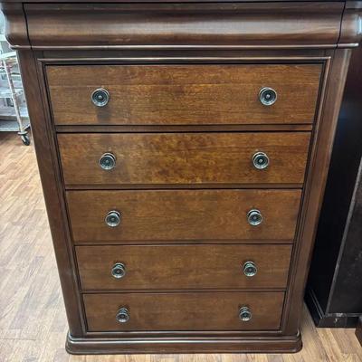 House Of Furniture Cameron Cherry Dresser