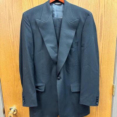 Formal All Black Wool Suit By Paul Stuart- Made In Canada 