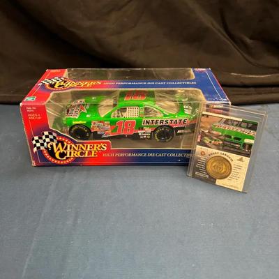 Bobby Labonte NASCAR Collectibles (1 1:24 Car, Coin)