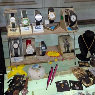 Sale Photo Thumbnail #237