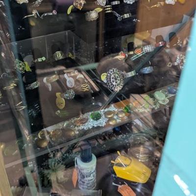 Sale Photo Thumbnail #299