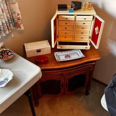 Sale Photo Thumbnail #96