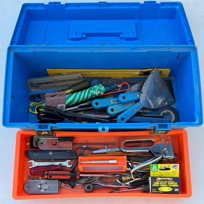 Builders Square Plastic Tool Box With Inserts And Contents