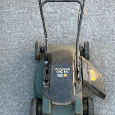 Black & Decker M200 Corded Electric Lawn Mower With Power Cord And Bag