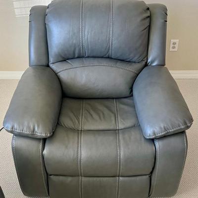 Timberland Co. LTD Grey Leather Electric Recliner