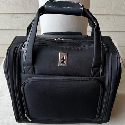 London Fog Knightsbridge 15" Under The Seat Carry On Roller Bag