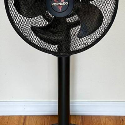 Vornado 125ST Oscillating Pedestal Fan