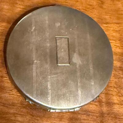 Antique International Sterling Silver Powder Compact - Total Weight 68.62 Grams
