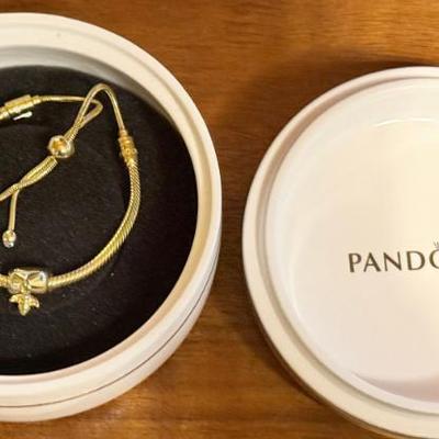 
Pandora Gold Plated Moments Snake Chain Shiny Bright Bee & Heart Slide Bracelet In Original Dresser Jar