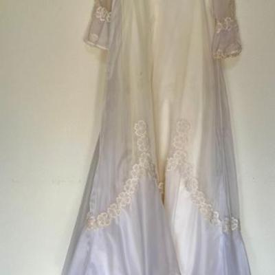 Vintage Floral Lace Satin Wedding Dress