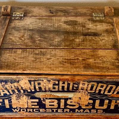Antique Cartwright-borden Co. Wooden Pine Biscuit Box - Worcester MA