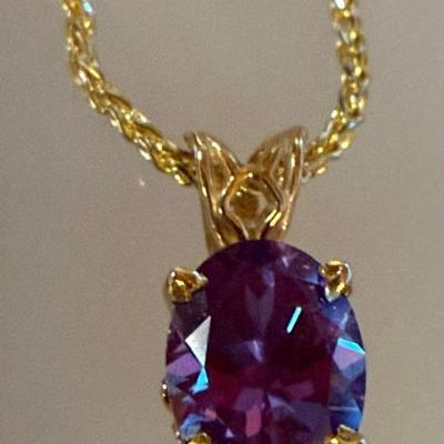14K Gold 18 Inch Necklace With Faceted Sapphire 14K Gold Pendant - Total Weight - 3.82 Grams