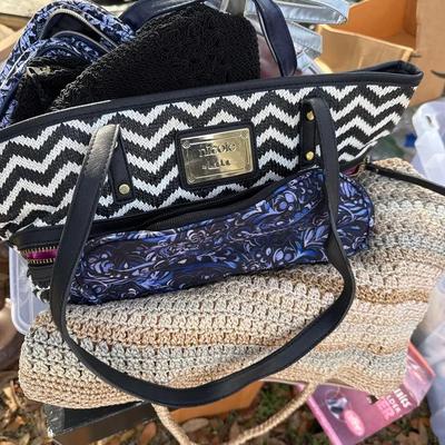 Mega Mystery Lot of Women's Handbags & Travel Bags - Leather & Modern Styles