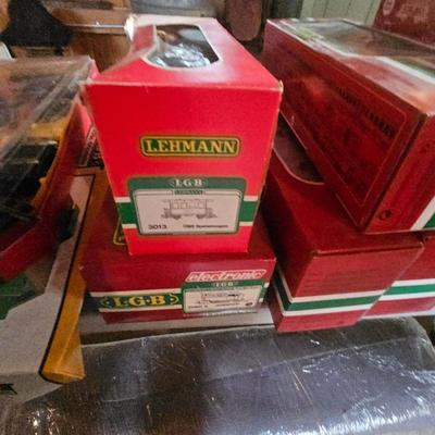 Sale Photo Thumbnail #126