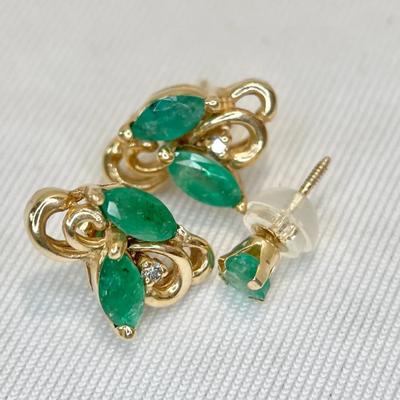 14K Gold Emerald Earrings W/ Diamond Accents And Single Stud (2.8g)