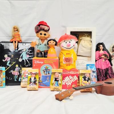 Vintage Toy & Doll Bundle - Trolls, Barbie, Disney, Franklin Mint & More!