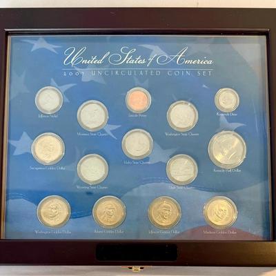 United States of America 2007 Uncirculated Coin Set / Wooden Display Case