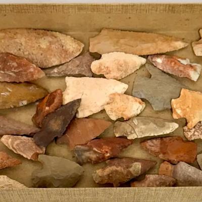 Box of Arrowheads and Knife Forms