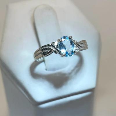 14K White Gold Topaz Diamond Ring Size 6 (3g)