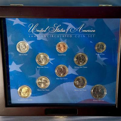 United States of America 2003 Uncirculated Coin Set / Wooden Display Case