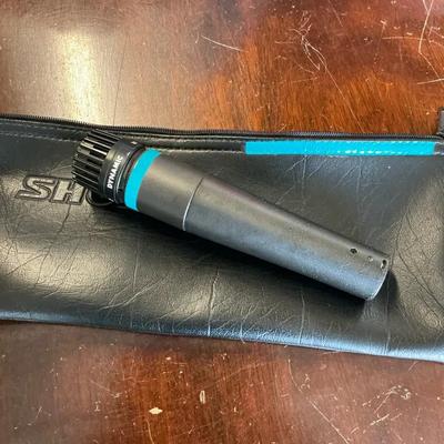 Shure SM57 Dynamic Microphone 