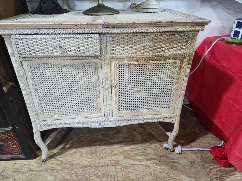 Sale Photo Thumbnail #8